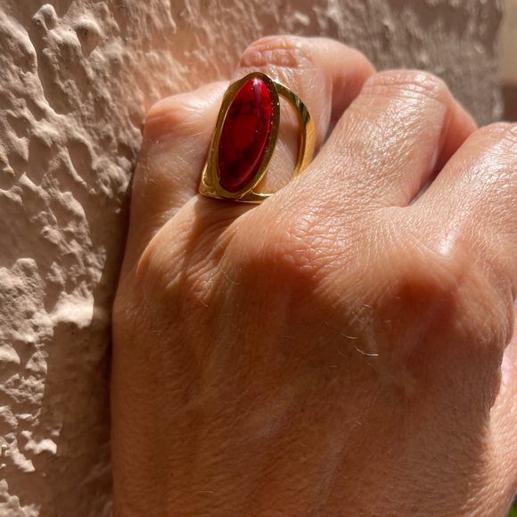 NWT Stainless Steel Gold enamel red Woman ring Size 8 - Picture 4 of 16